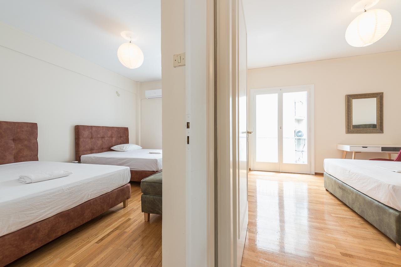 Athens Crown Paradise Apartments Екстер'єр фото