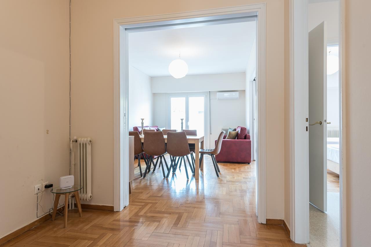 Athens Crown Paradise Apartments Екстер'єр фото